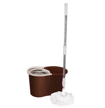 detail Forera bucket with spin metal wringer